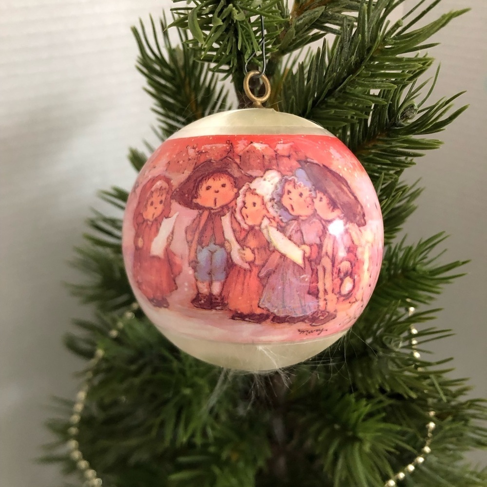 Vtg 1976 Mary Hamilton Sweet Charmers Children Ornament